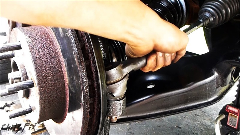 How to tell if tie rod ends are bad?