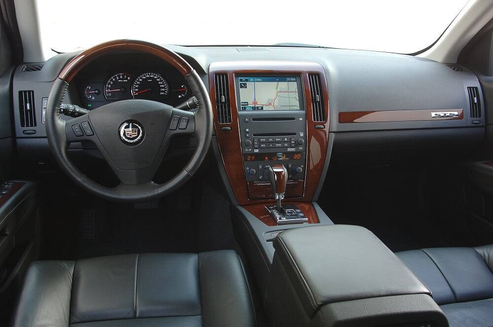 2005 cadillac sts interior