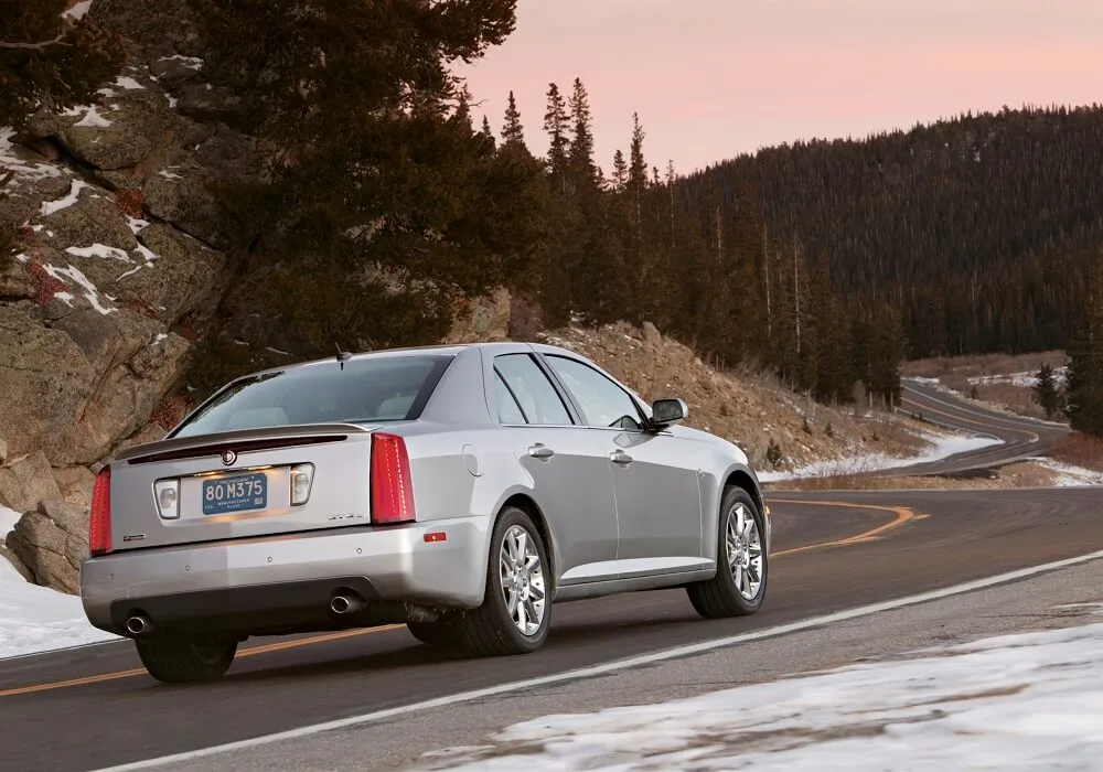 2005 cadillac sts rear view