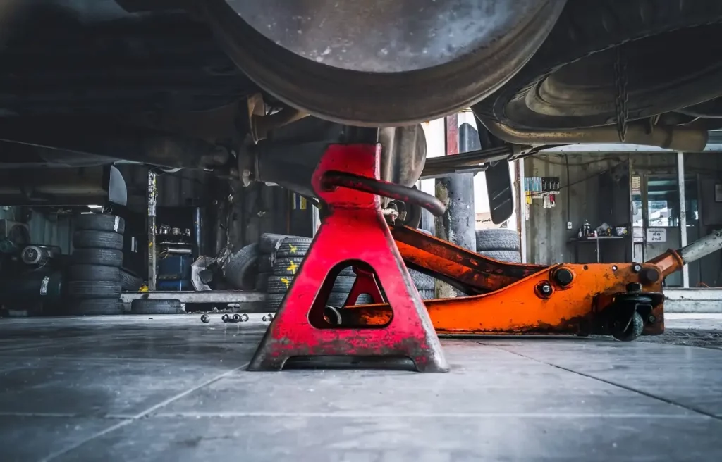 floor jack and jack stands